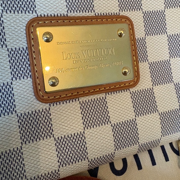 Louis Vuitton Damier Azur Eva Clutch--DISCONTINUED! - Picture 5 of 10